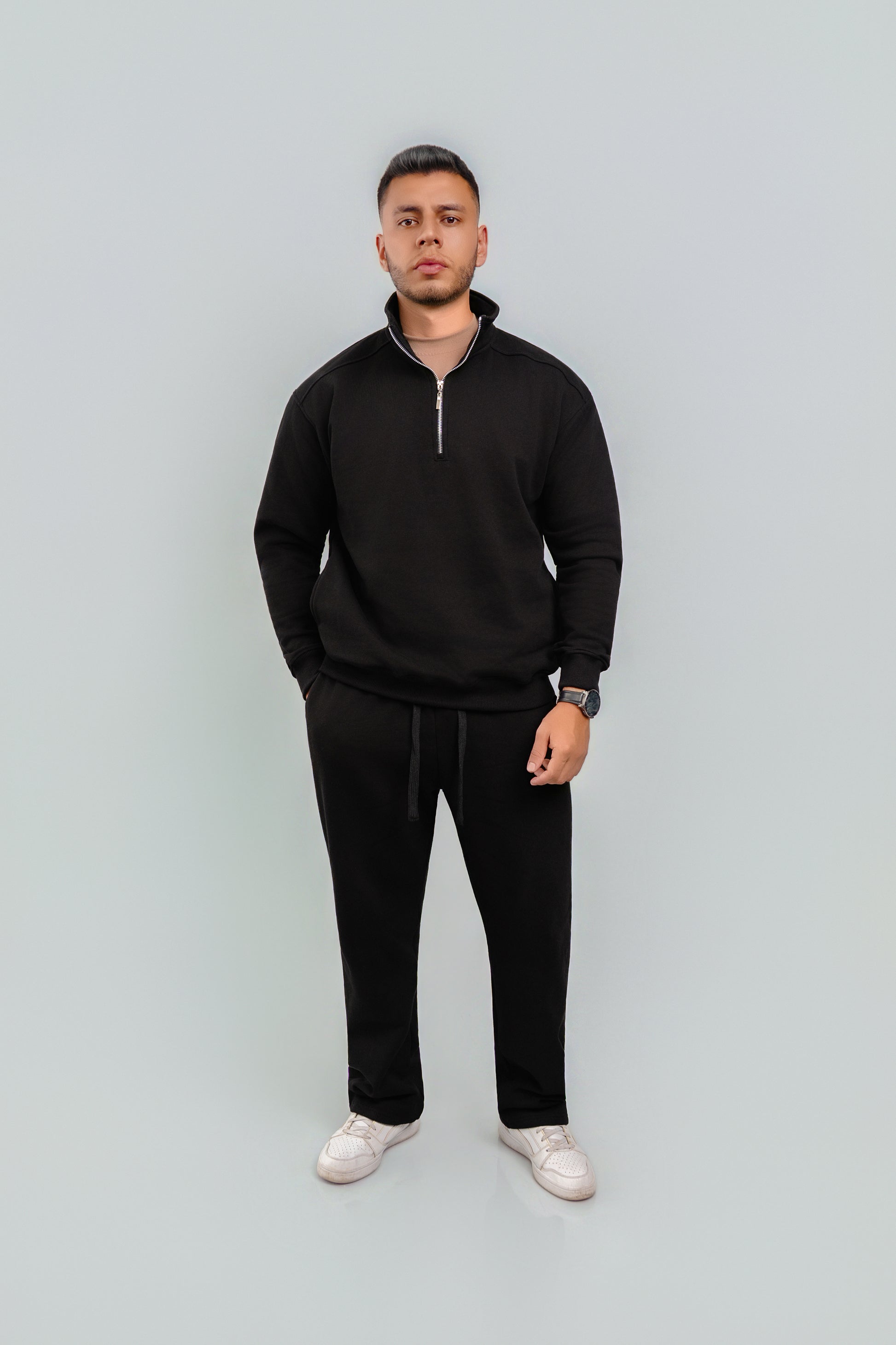 Set Beatline Black — conjunto chaqueta y pantalón minimalista hecho en Ecuador 315GSM, COFRA STUDIO
